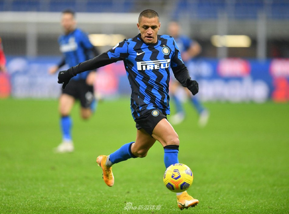 尔卡宁的高 尔卡宁的高