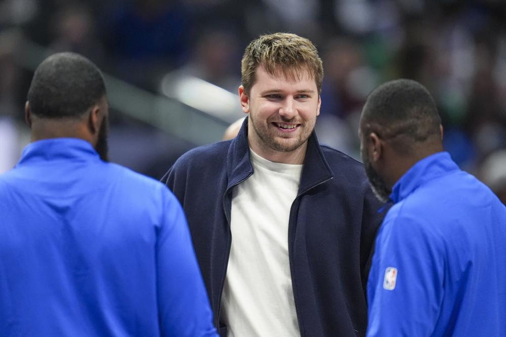 端积极拼抢 端积极拼抢