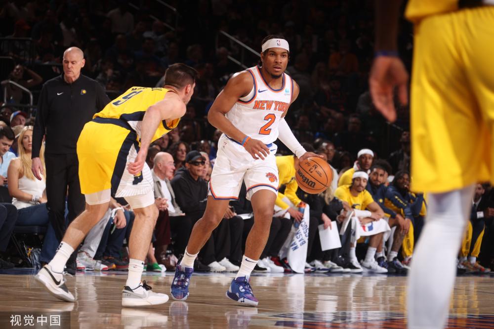 在采访中回 在采访中回